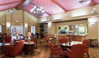 贵阳市希尔顿惠庭酒店附近的酒店宾馆有哪些 希尔顿惠庭酒店